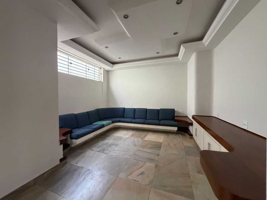 Casa Comercial - Aluguel - Centro - Franca - SP